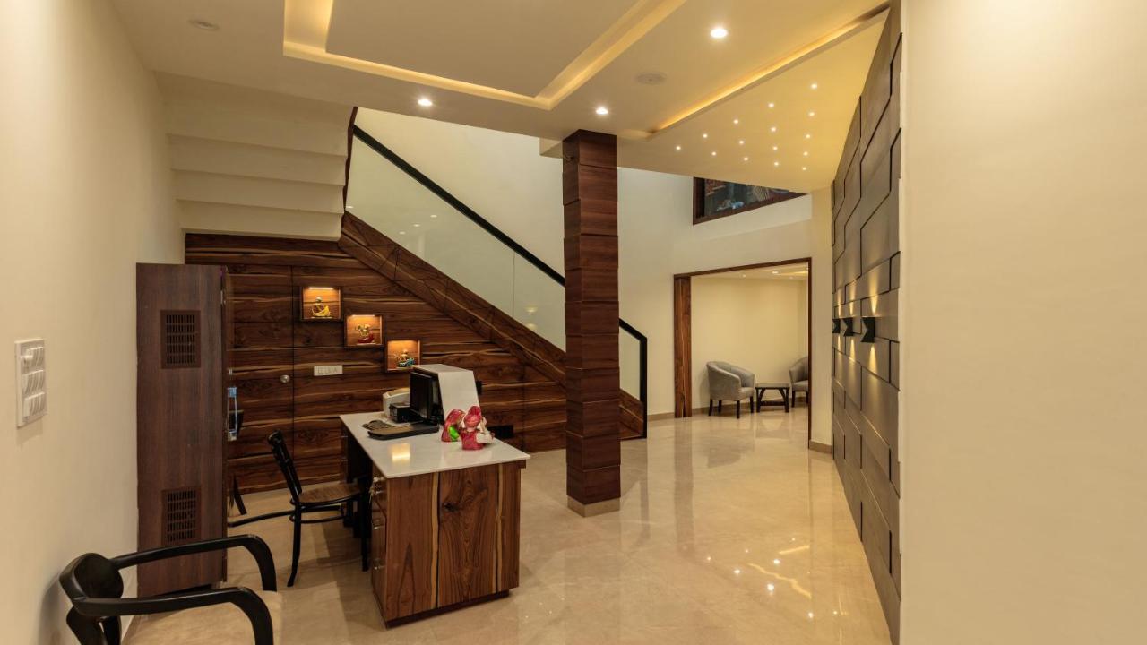 De Manora Homes - Unpretentious Hotel With A Garden , Posh Area Ranjit Avenue Amritsar Exteriér fotografie